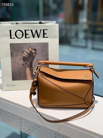 LOEWE | Mini Light Caramel Golden Calfskin bag - 322.30.U - 18 x 12.5 x 8cm