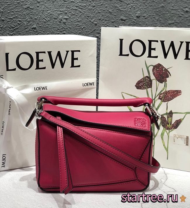 LOEWE | Mini Silver Rose Purple Puzzle bag - 322.30.U - 18 x 12.5 x 8cm - 1