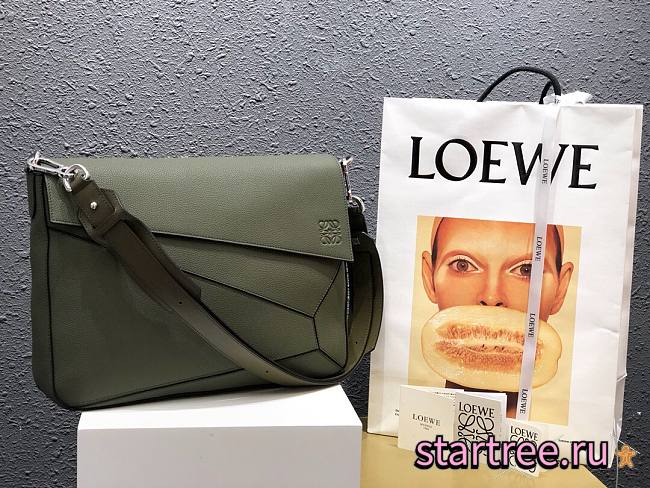 LOEWE | Puzzle Messenger Bag Green - B51014 - 36.5 x 27.5 x 10 cm - 1