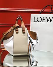 LOEWE | Small Tan/White Hammock bag - 29 x 26 x 14cm - 6