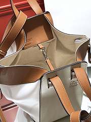 LOEWE | Small Tan/White Hammock bag - 29 x 26 x 14cm - 4