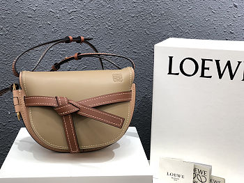 Loewe | Small Gate bag in soft calfskin - A650T2 - 20 x 19 x 11.5cm