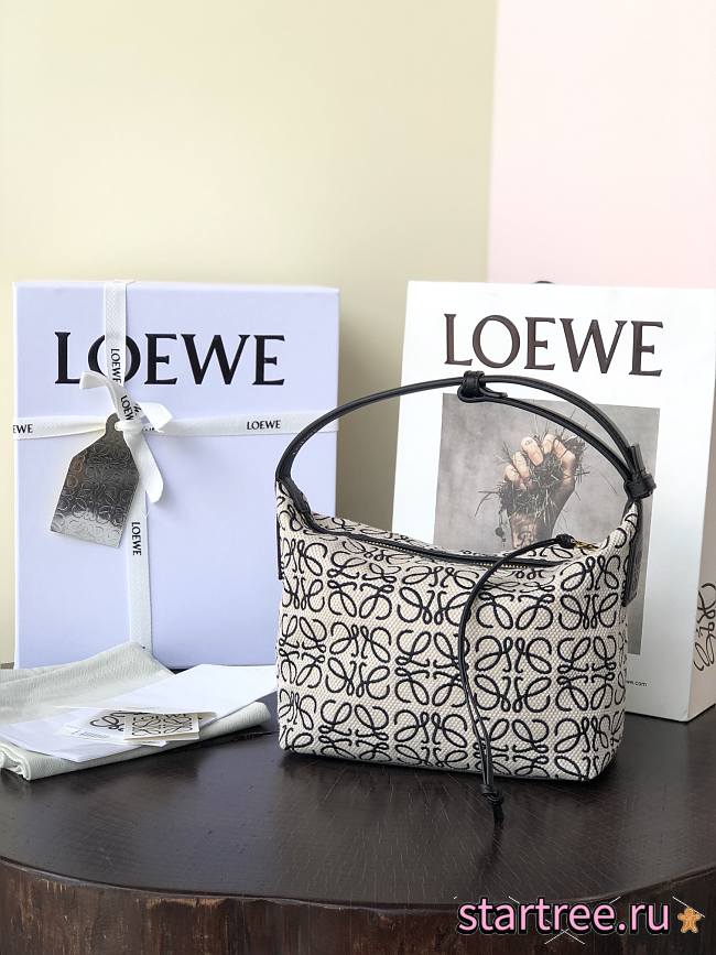 LOEWE | Small Cubi bag in Anagram Ecru/Black - A906K7 - 21 x 12 x 17 cm - 1