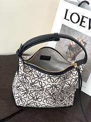 LOEWE | Small Cubi bag in Anagram Ecru/Black - A906K7 - 21 x 12 x 17 cm - 5