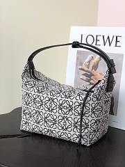 LOEWE | Small Cubi bag in Anagram Ecru/Black bag- 25 x 21 x 17cm - 4