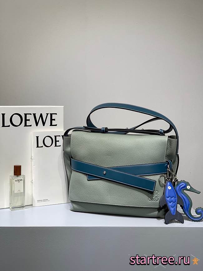 Loewe | Leather Strap Messenger Light Gray Bag - 32 x 26 x 11cm - 1
