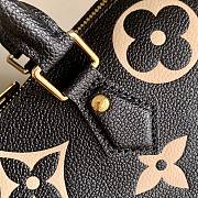 Louis Vuitton | Speedy Bandoulière 25 Handbag Black M58947  - 4