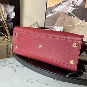 Louis Vuitton | On My Side MM wine bag - M56934 - 30.5 x 24.5 x 14 cm - 2