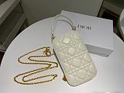 Dior | Lady Dior White phone holder - S0872O - 18 x 10.5 x 2.5 cm - 6