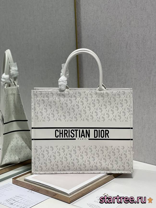 DIOR | Christian Book Tote Large White - M1286 - 41 x 32 cm - 1