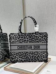  DIOR | Book Tote Gray Mizza Embroidery - M1287 - 36×28 cm - 1