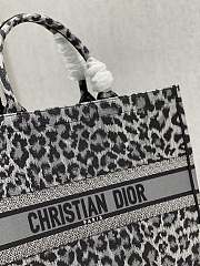  DIOR | Book Tote Gray Mizza Embroidery - M1286 - 41 x 32 cm - 6