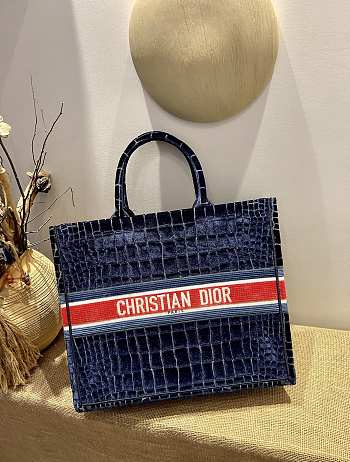  DIOR | Book tote Blue Crocodile-Effect Velvet - M1286 - 41.5 cm