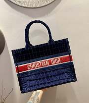  DIOR | Book tote Blue Crocodile-Effect Velvet - M1287 - 36 cm - 6