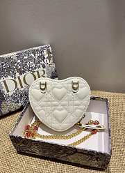 DIOR | CARO Heart White Chain Bag - S5097 - 11 x 10 x 1.5 cm - 4
