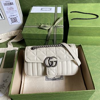 GUCCI | GG Marmont white bag - 446744 - 23 x 14 x 6cm