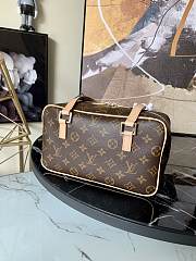 Louis Vuitton | Pochette Cite Shoulder Bag - M51182 - 18 x 27.5 x 12cm - 6