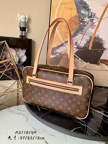 Louis Vuitton | Pochette Cite Shoulder Bag - M51181 - 23 x 37 x 12cm