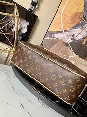 Louis Vuitton | Pochette Cite Shoulder Bag - M51181 - 23 x 37 x 12cm - 4