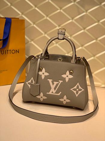 Louis Vuitton | Montaigne BB handbag - M45489 - 29 x 20 x 13 cm