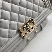 CHANEL | Boy Bag White Calfskin - A67086 - 25cm - 5