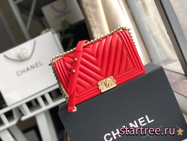 CHANEL | Boy Old Medium Red Chevron - A67086 - 25 × 15 × 7.5 cm - 1