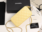 CHANEL | Small Yellow Quilted Clutch With Chain - A82527 - 10×19×4cm - 2