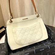 CHANEL | Lambskin Curved Flap Bag White - AS0416 - 24cm - 6