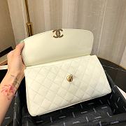 CHANEL | Lambskin Curved Flap Bag White - AS0416 - 24cm - 4