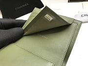 CHANEL | small Beige flap wallet in grain - A82288 - 10.5 x 11.5 x 3cm - 2