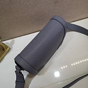 Louis Vuitton | New Flap Messenger Gray - M30808 - 28.3 x 18.3 x 4.3 cm  - 3