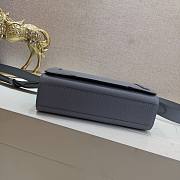 Louis Vuitton | New Flap Messenger Gray - M30808 - 28.3 x 18.3 x 4.3 cm  - 4