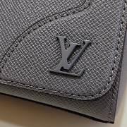 Louis Vuitton | New Flap Messenger Gray - M30808 - 28.3 x 18.3 x 4.3 cm  - 5