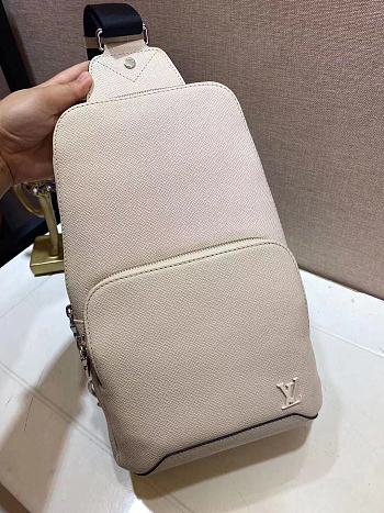 Louis Vuitton | Avenue Sling Bag White - M30803 - 20x31x10cm