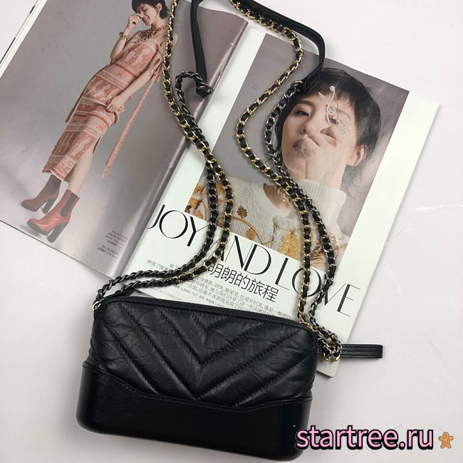 CHANEL | Gabrielle Clutch Black - A94505 - 18 x 6 x 11 cm - 1