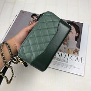 CHANEL | Gabrielle Clutch Dark Green/Milk Green - A94505 - 18 x 6 x 11 cm - 5