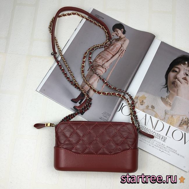 CHANEL | Gabrielle Clutch Dark Red - A94505 - 18 x 6 x 11 cm - 1