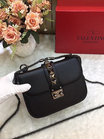 VALENTINO | Small Garavani Rockstud Bag - 21 × 8 × 15 cm