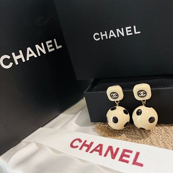 CHANEL | Earring 02