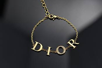 DIOR | letter bracelet 07