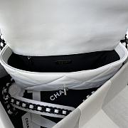 Chanel | Autumn/Winter 19 White Bag - AS1161 - 26 cm - 4