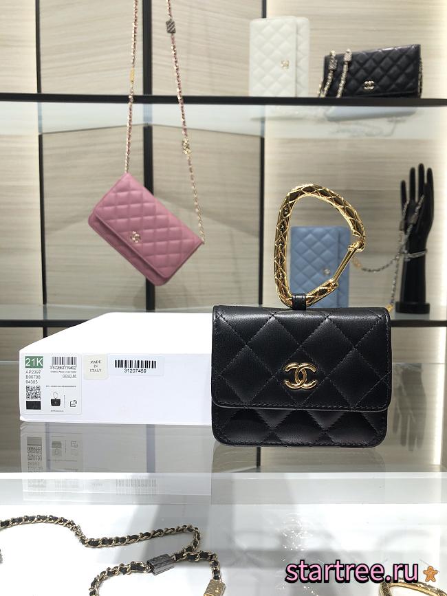 CHANEL | Jewel Hook Card Holders Black Golden - AP2397 - 9 × 11 × 3.8 cm - 1