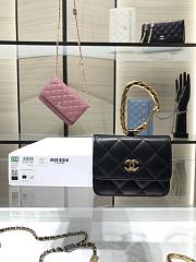 CHANEL | Jewel Hook Card Holders Black Golden - AP2397 - 9 × 11 × 3.8 cm - 1