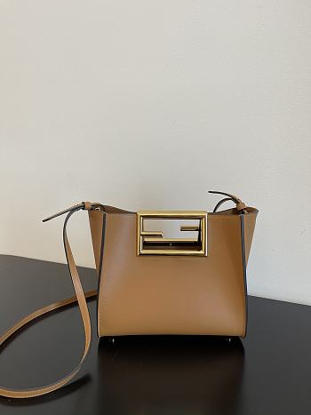 FENDI | Way Small Caramel bag - 20x9x17cm