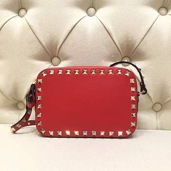 VALENTINO | Small Rockstud Grainy red Bag Golden - VW2B0809 - 18 x 6 x 12 cm