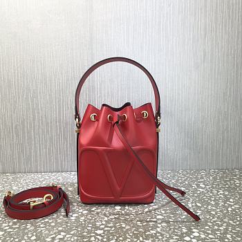 VALENTINO | Vlogo Walk Bucket Bag Red - UW2B0G - 18 x 20.5 x 10 cm