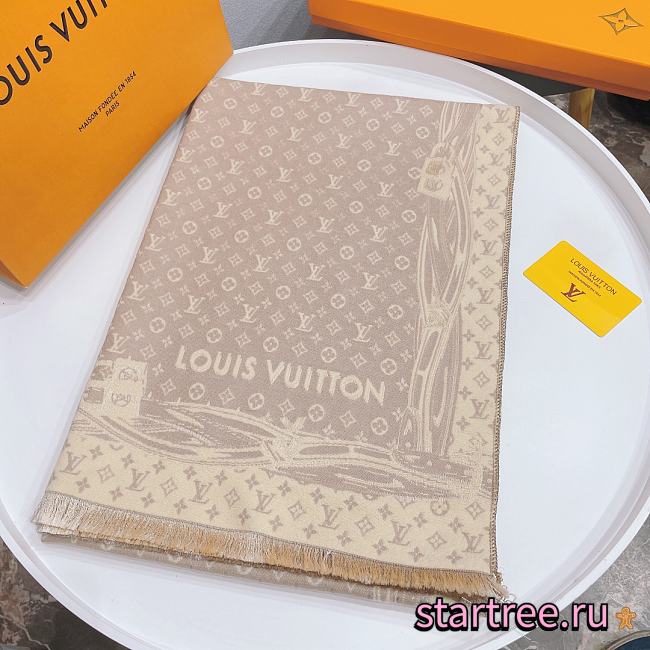 Louis Vuitton | Scarf 19 - 1