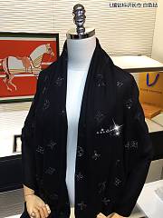 Louis Vuitton | Scarf 31 - 1