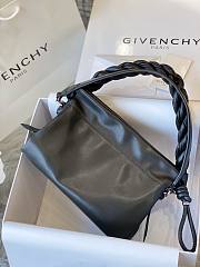 Givenchy | Medium ID93 In Black - BB50E - 27x15x20cm - 3