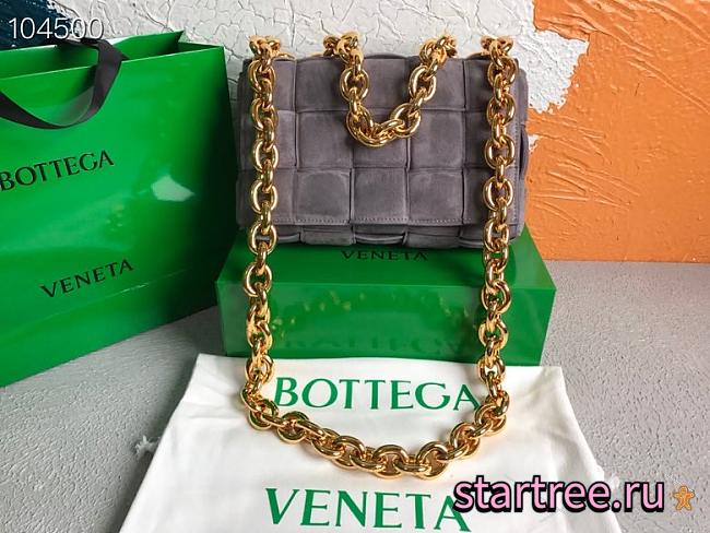 Bottega Veneta | Chain Cassette Velvet Deep Grey - 631421 - 26x18x8cm - 1